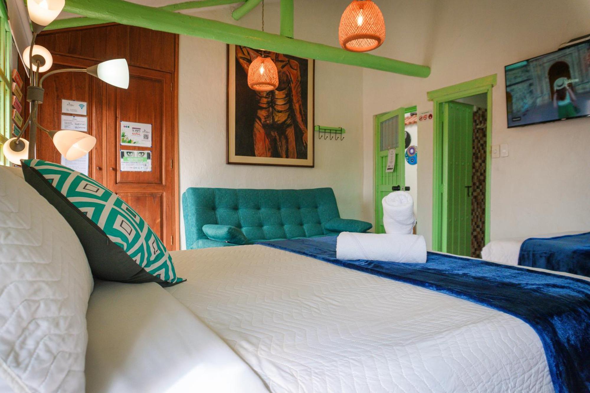 Apartamentos Y Habitaciones Le Colibri - บียาเดเลย์บา ภายนอก รูปภาพ