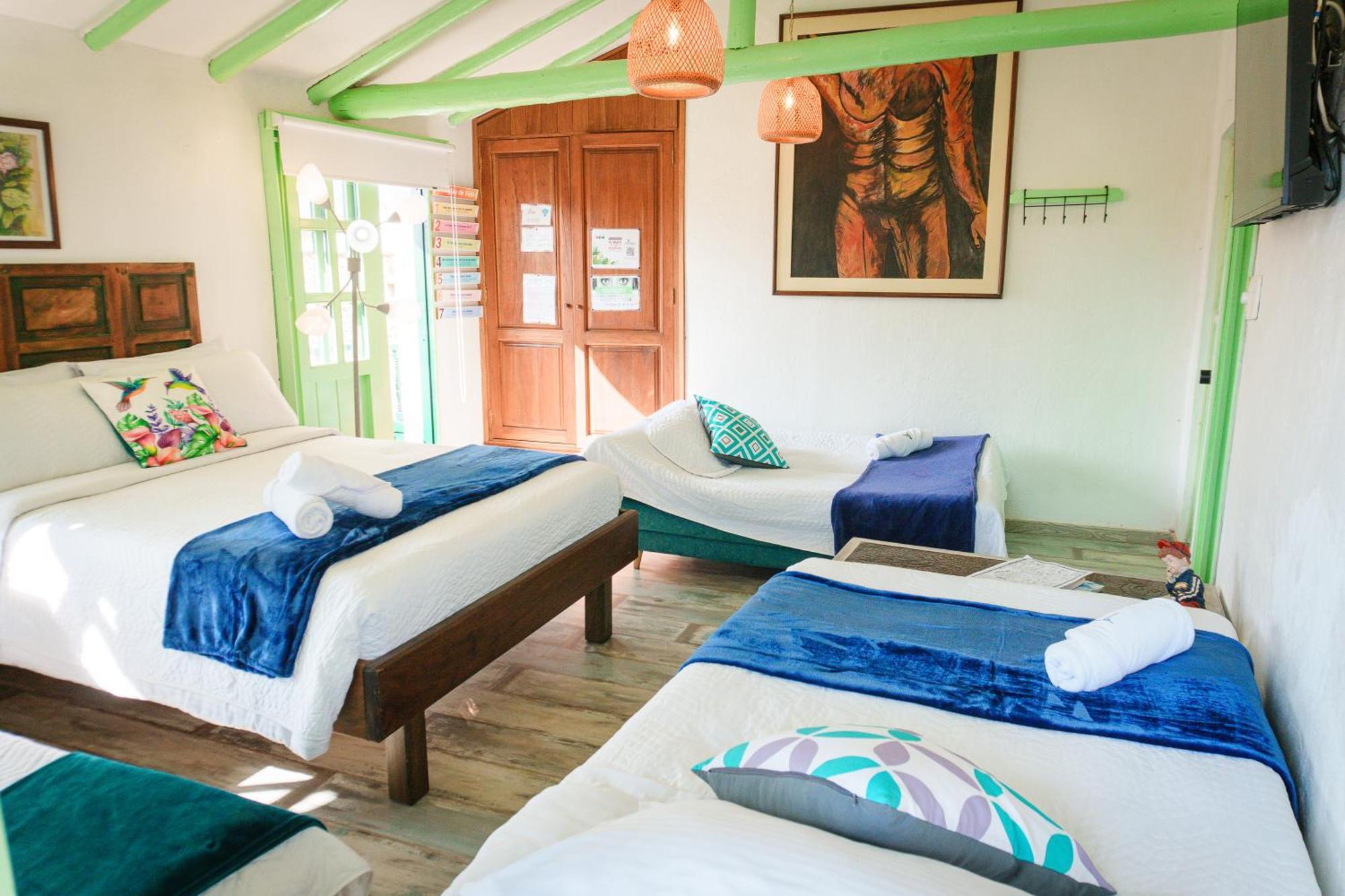 Apartamentos Y Habitaciones Le Colibri - บียาเดเลย์บา ภายนอก รูปภาพ