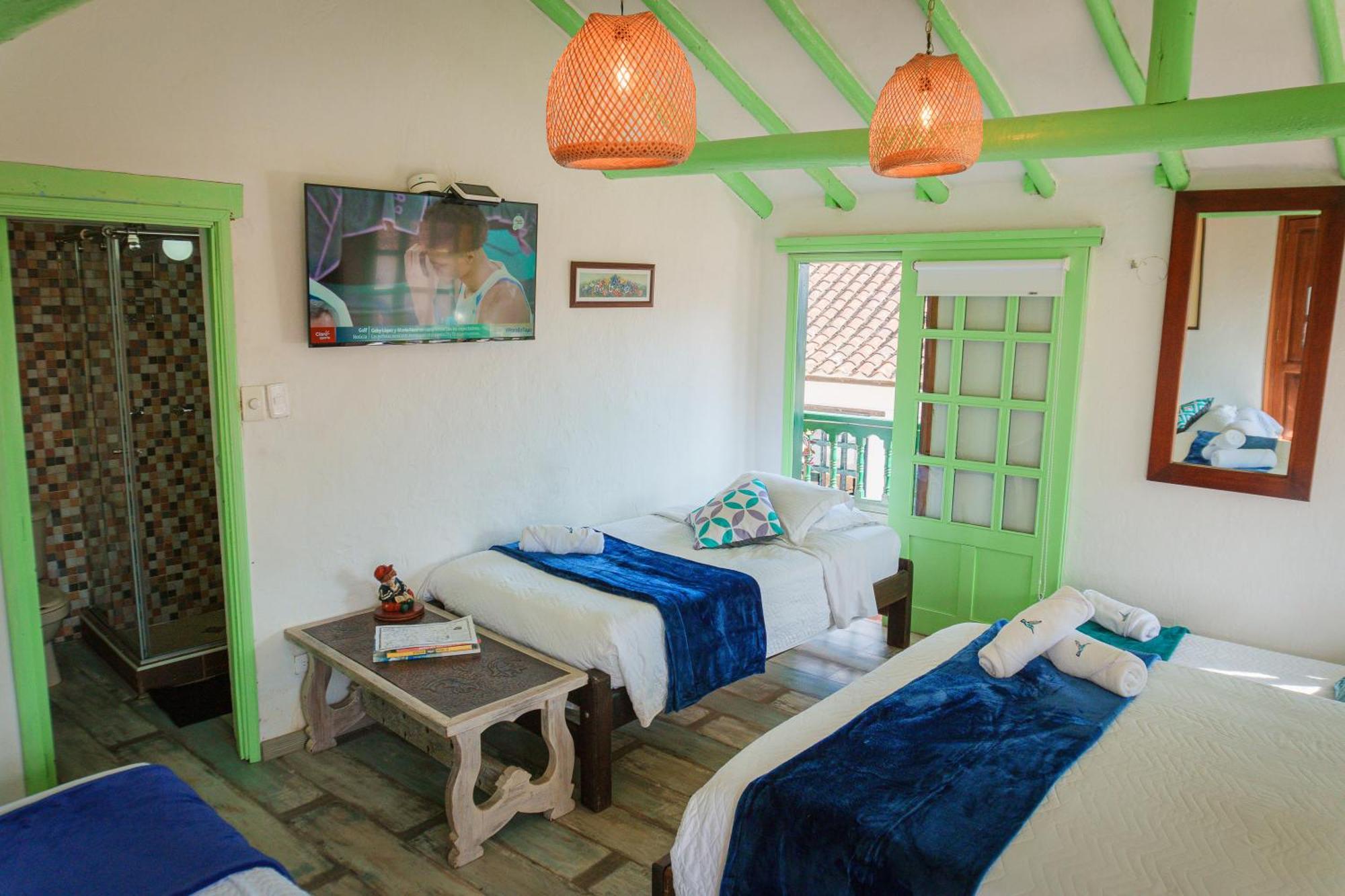 Apartamentos Y Habitaciones Le Colibri - บียาเดเลย์บา ภายนอก รูปภาพ
