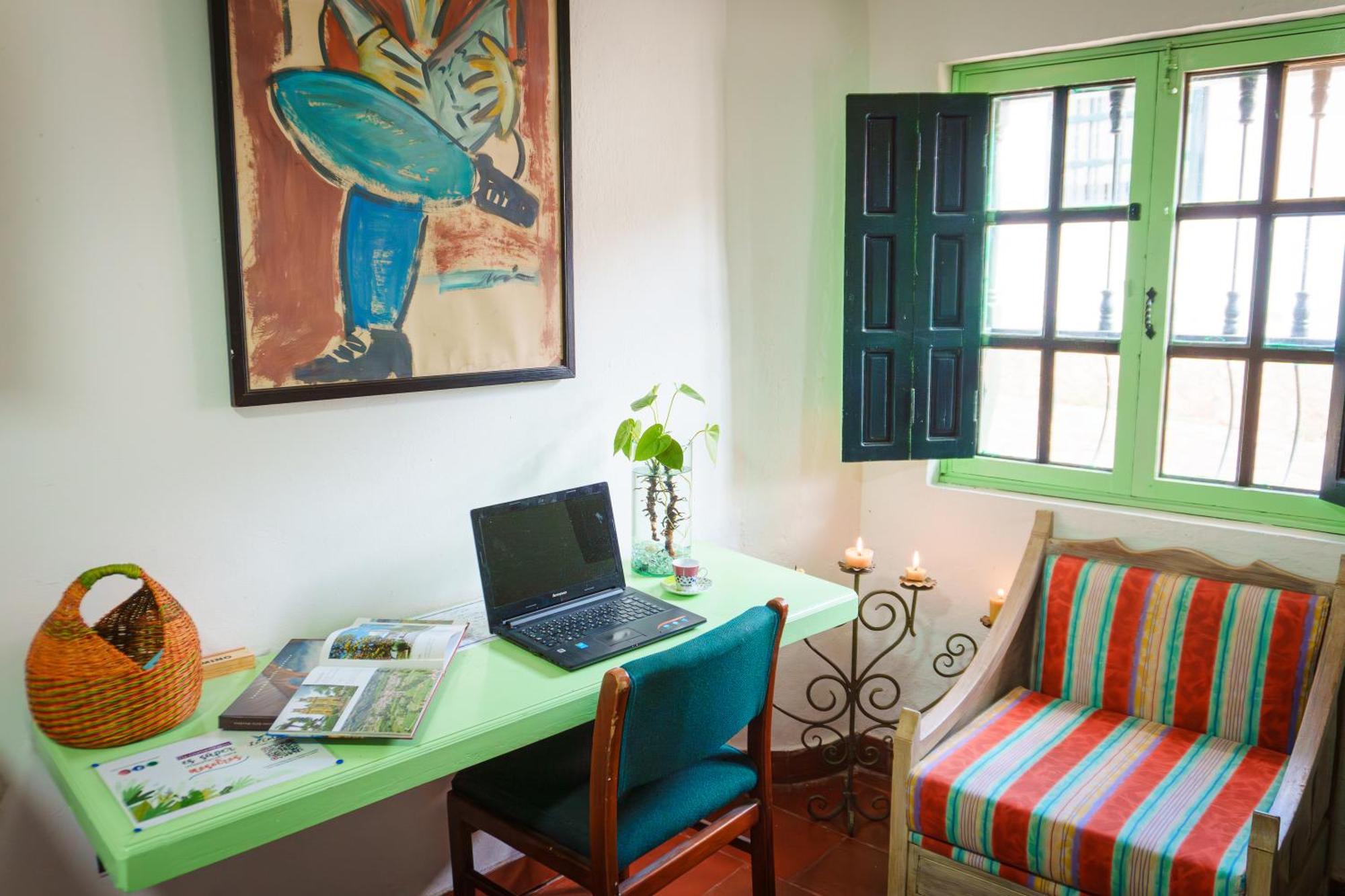 Apartamentos Y Habitaciones Le Colibri - บียาเดเลย์บา ภายนอก รูปภาพ