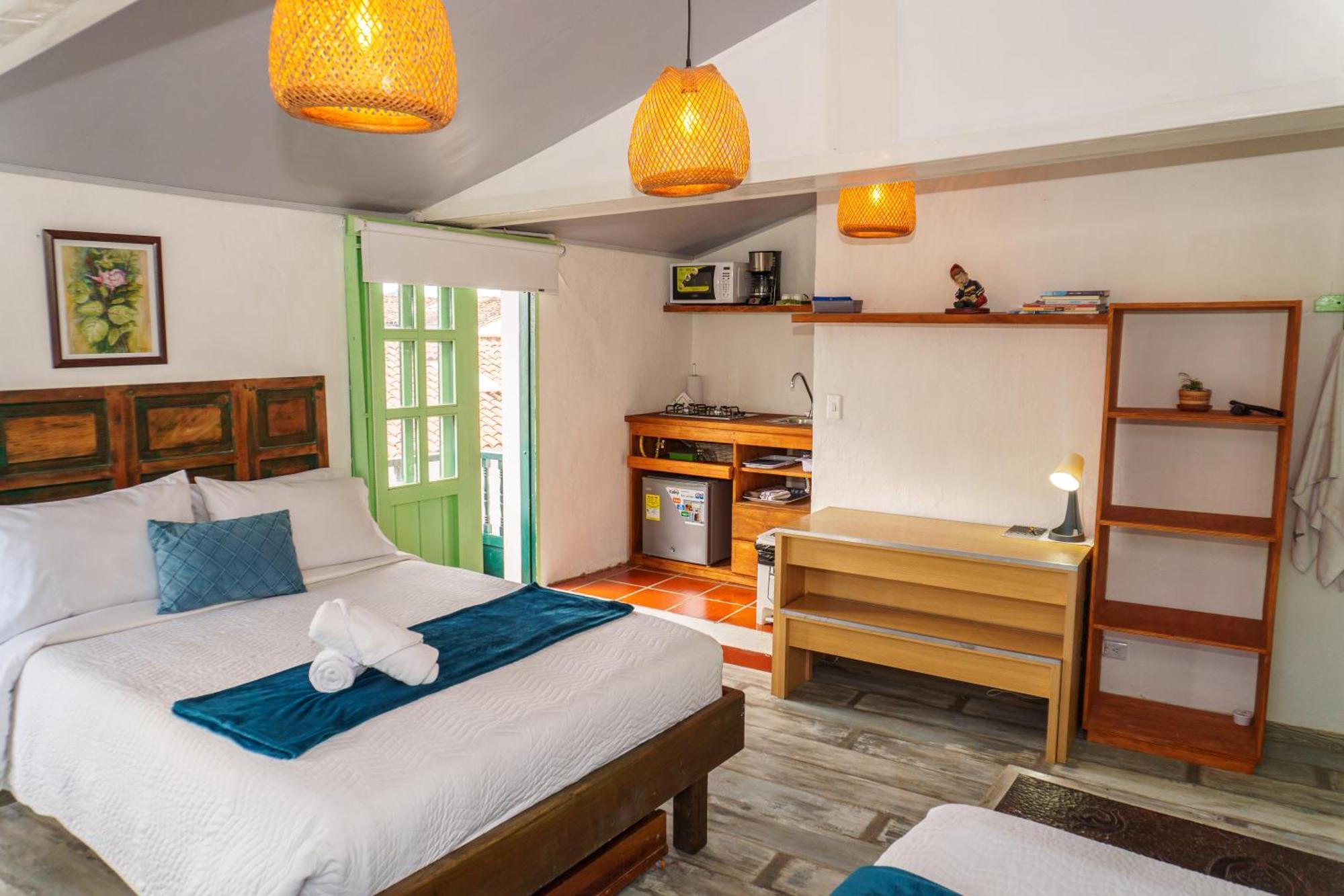 Apartamentos Y Habitaciones Le Colibri - บียาเดเลย์บา ภายนอก รูปภาพ