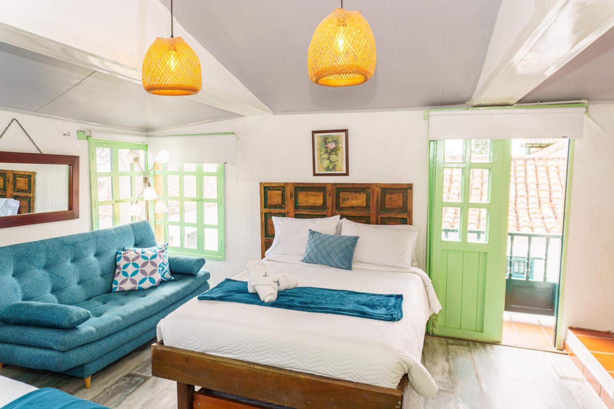 Apartamentos Y Habitaciones Le Colibri - บียาเดเลย์บา ภายนอก รูปภาพ