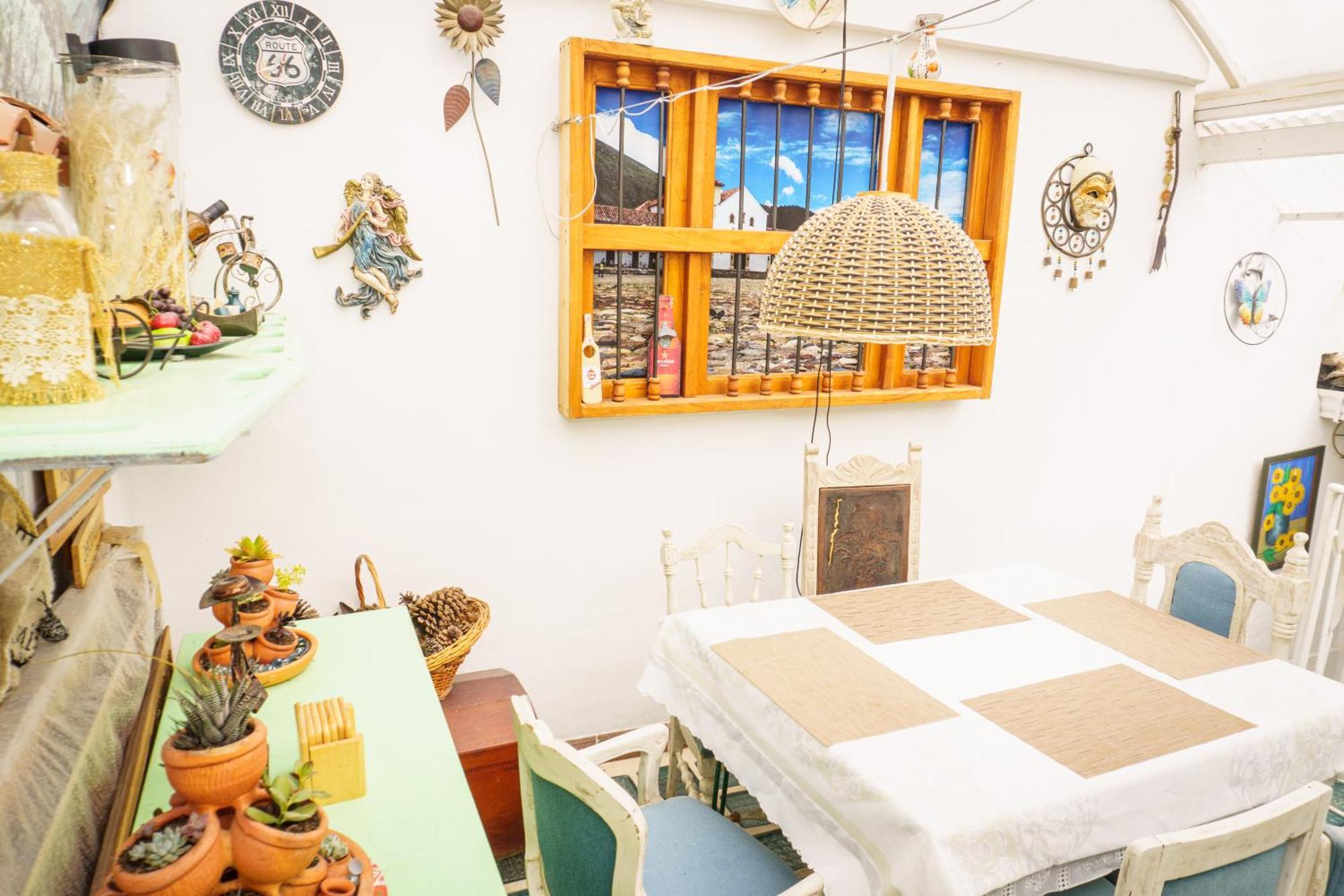 Apartamentos Y Habitaciones Le Colibri - บียาเดเลย์บา ภายนอก รูปภาพ